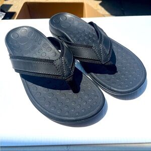 Vionic Men's Tide Black Leather Orthotic Sandals sz 10